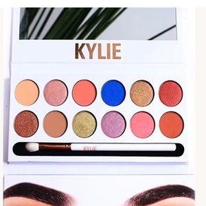 Kylie Peach Palette